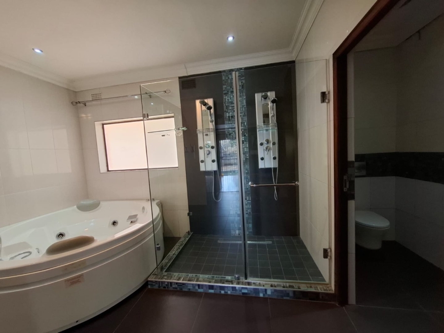 4 Bedroom Property for Sale in Safari Gardens North West